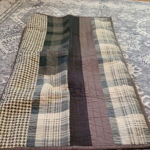 NWOT Woolrich King Quilted Shams (2)